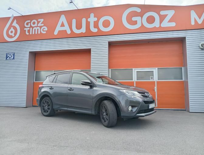 RAV4 2013 2.0