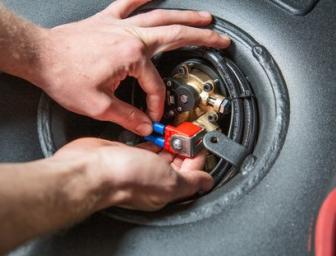 Jakie cechy charakteryzują elektrozawory w instalacjach gazowych (LPG)?