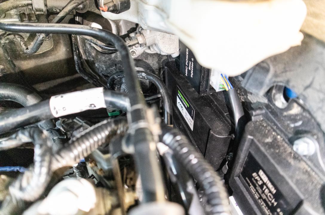 Pod maską tego samochodu za zarządzanie pracą silnika na gaz odpowiada najbardziej zaawansowany technologicznie silnik gazowy Jednostka sterująca MRC Power, zaprojektowany specjalnie dla silników z bezpośrednim wtryskiem paliwa, który wspiera pełną integr