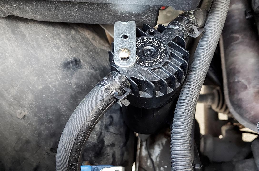 Do wysokiej jakości oczyszczania gazu w tym systemie zastosowano filtr cyklonowy fazy lotnej gazu z osadnikiem MRC Crystal.