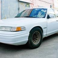 Montaż instalacji LPG w  Ford Crown Victoria 4.6 1993 (8 cylindry) Instalacja LPG - Lovato